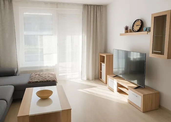 4-quiet - 8 Min From The Center New Building *